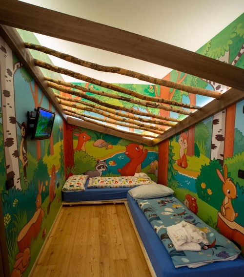Hotel Touring image 11