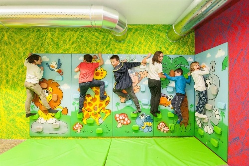 Hotel Touring image 22