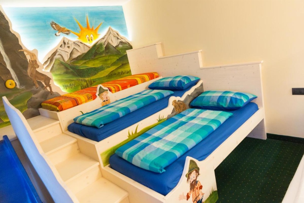 Room image 2