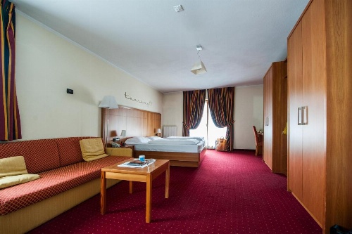 Hotel Touring image 28