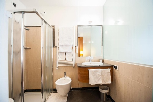 Hotel Touring image 32