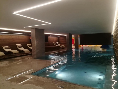 Hotel Touring image 39