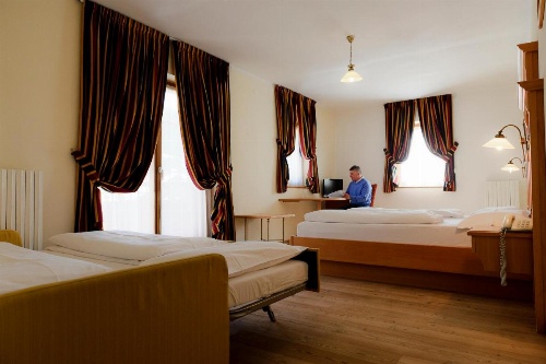 Hotel Touring image 46